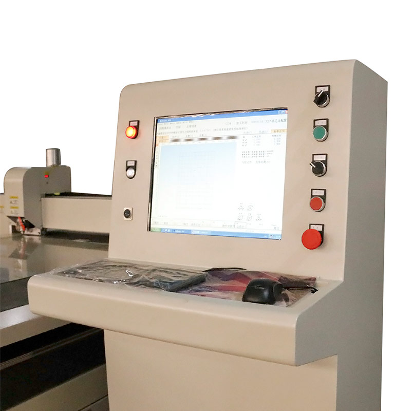 異型玻璃切割機(jī)與普通玻璃切割機(jī)有何不同？